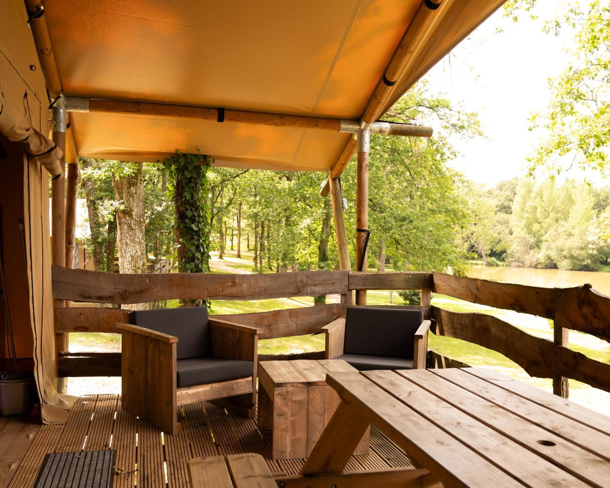 Whaka Lodge Seissan Ngoại thất bức ảnh
