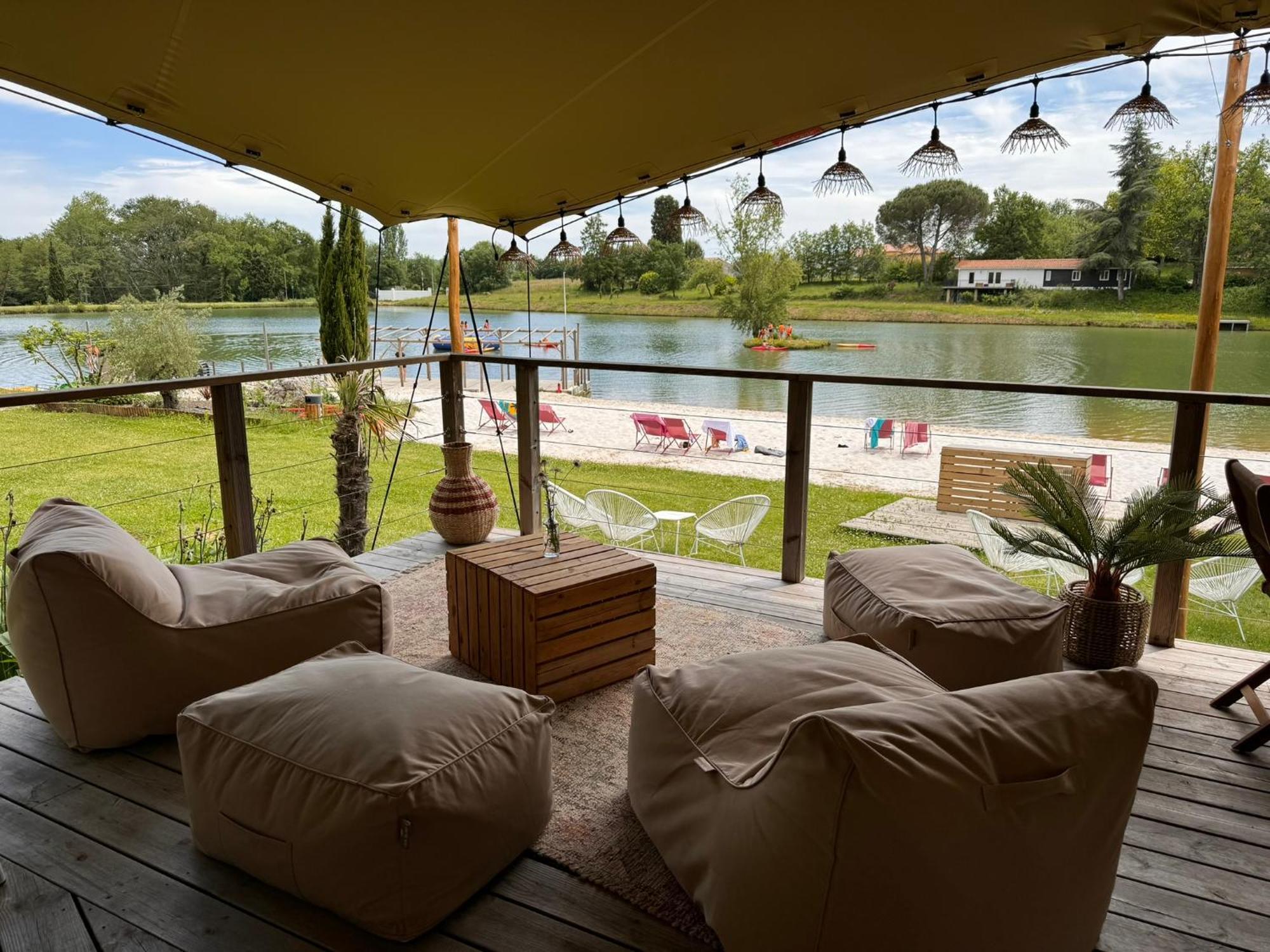 Whaka Lodge Seissan Ngoại thất bức ảnh