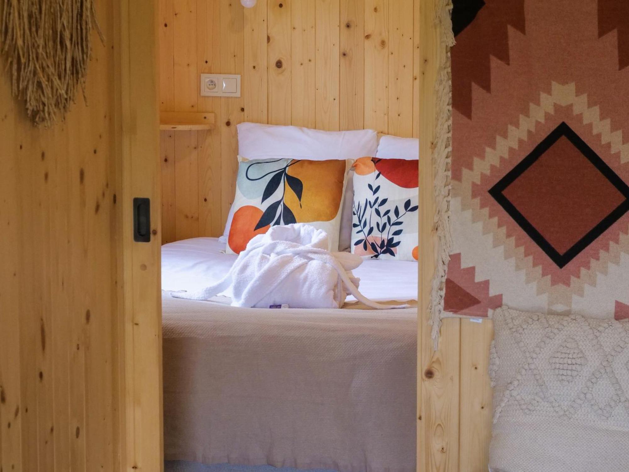 Whaka Lodge Seissan Ngoại thất bức ảnh